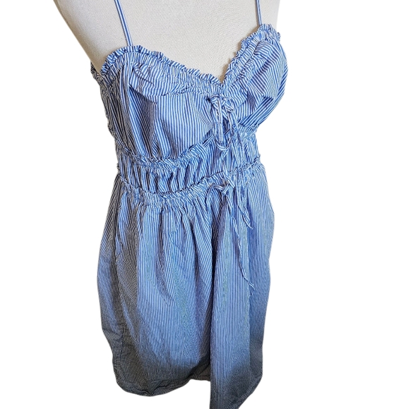 Free Asembley Blue and White Stripped Dress 100% Rayon Size Large. - Picture 1 of 16